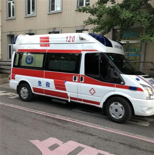 浉河选择我们的救护车出租,开启安心转院之旅